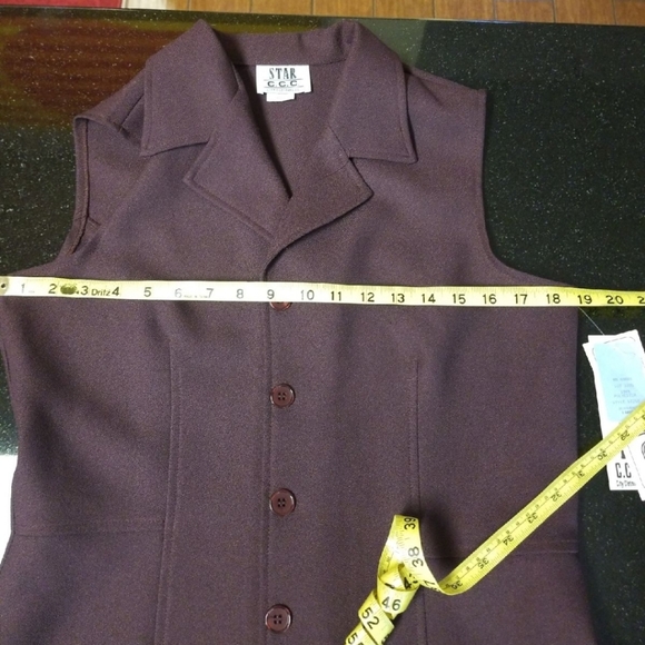 Vest & Skirt Set - Picture 7 of 9